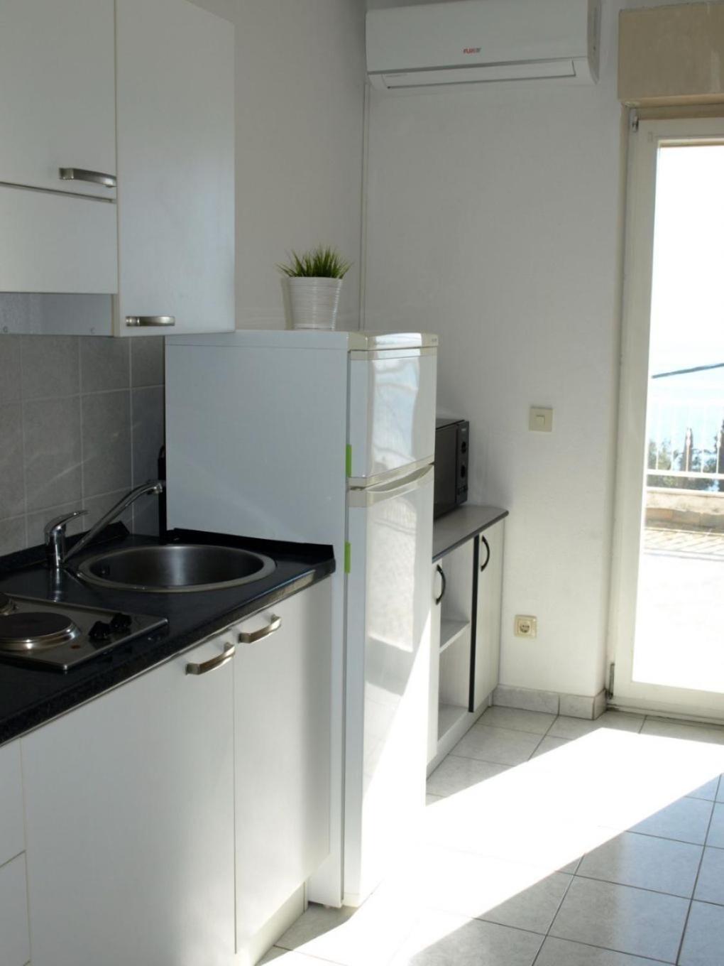 Apartments Mari Крило Экстерьер фото