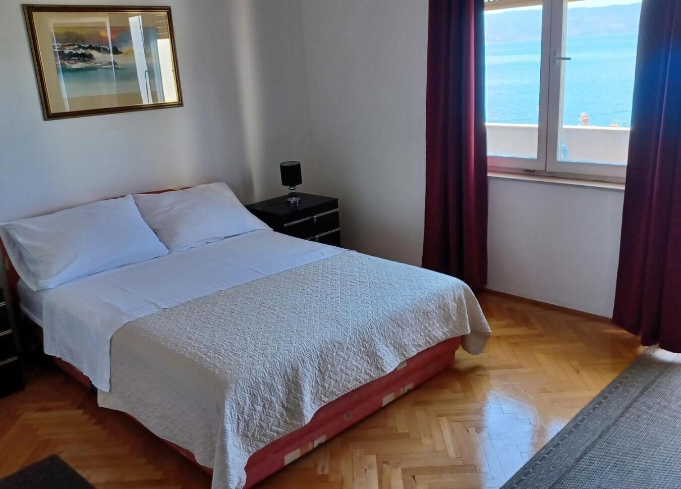 Apartments Mari Крило Экстерьер фото
